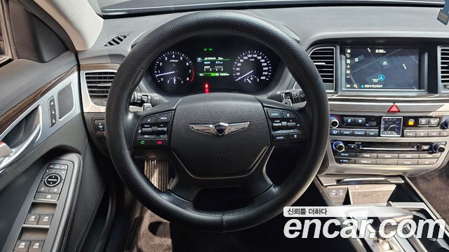 Genesis G80 2018 — photo 19
