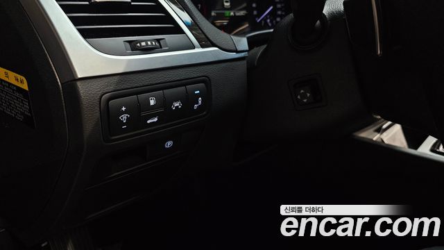 Genesis G80 2018 — photo 23