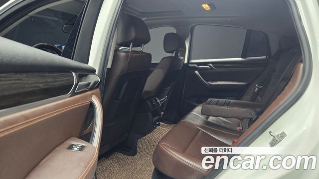 BMW X4 2015 — photo 18