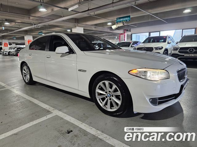 BMW 5-Series 2011 — photo 3