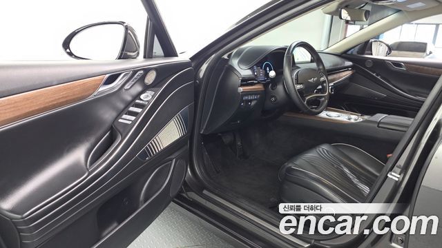 Genesis G80 2022 — photo 13