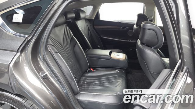 Genesis G80 2022 — photo 17
