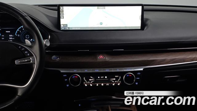Genesis G80 2022 — photo 19