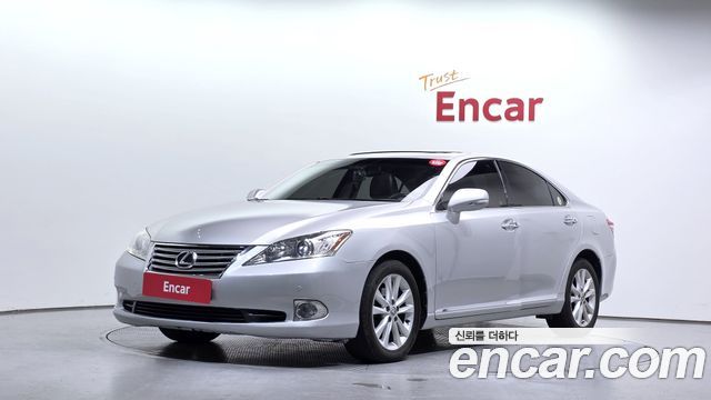 Lexus ES 2011 — photo 1