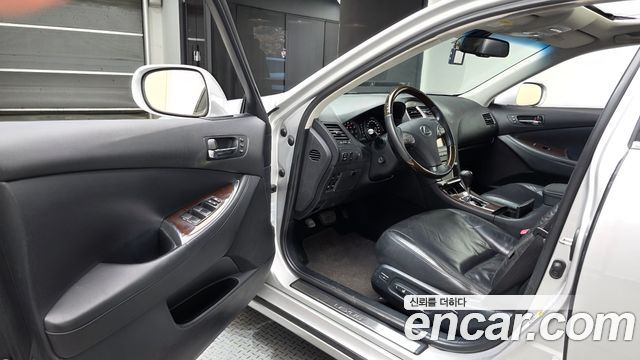 Lexus ES 2011 — photo 10