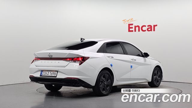 Hyundai AVANTE 2023 — photo 2