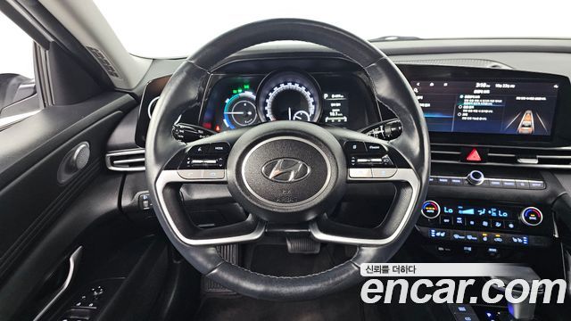Hyundai AVANTE 2023 — photo 19