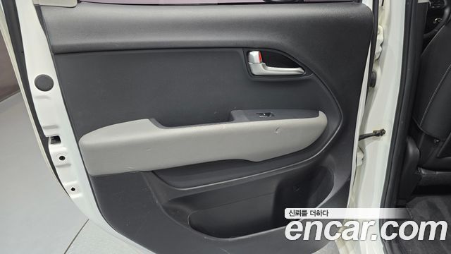 Kia RAY 2023 — photo 15