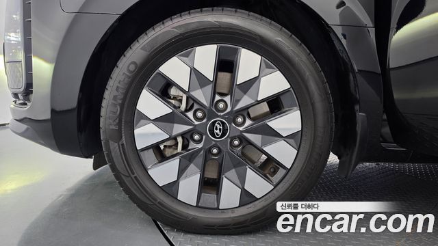 Hyundai Staria 2022 — photo 5
