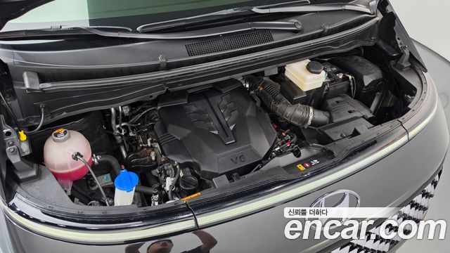Hyundai Staria 2022 — photo 6