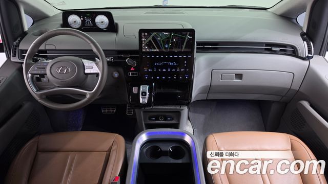 Hyundai Staria 2022 — photo 7