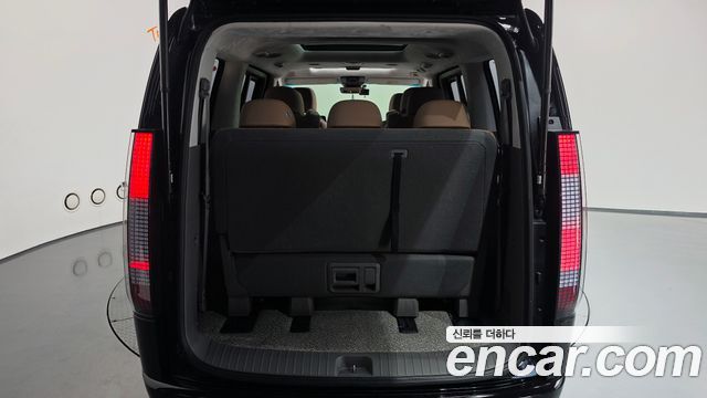 Hyundai Staria 2022 — photo 20