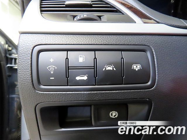 Hyundai Genesis 2015 — photo 14