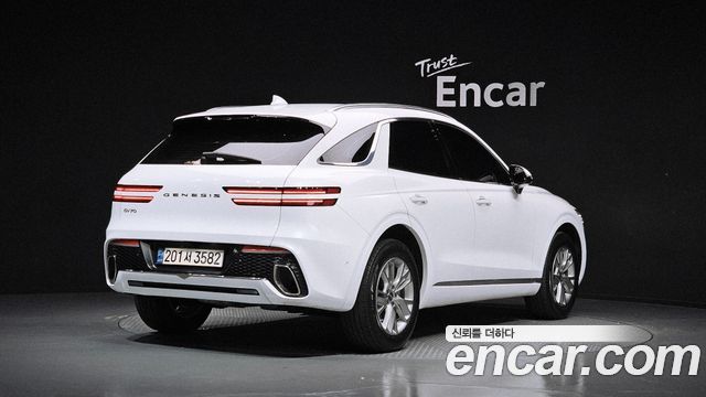 Genesis GV70 2022 — photo 2