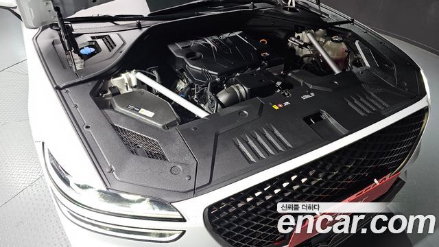 Genesis GV70 2022 — photo 6