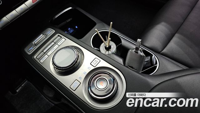 Genesis GV70 2022 — photo 12