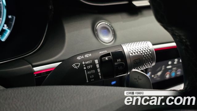 Genesis GV70 2022 — photo 26