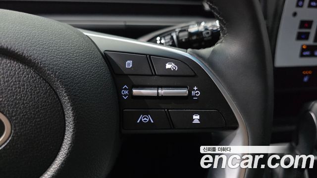 Hyundai Staria 2025 — photo 30