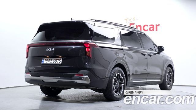 Kia Canival 2024 — photo 2