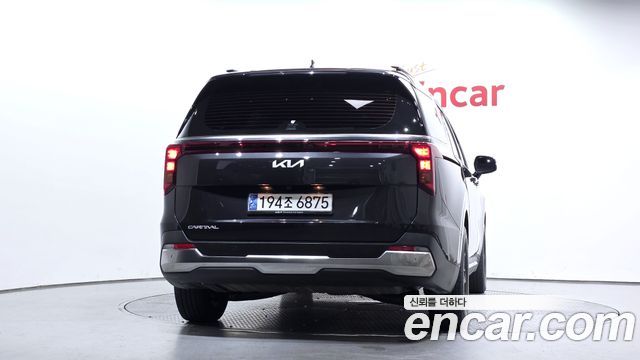 Kia Canival 2024 — photo 4