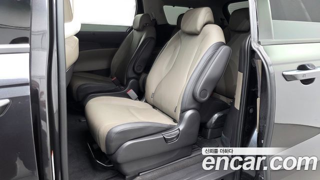 Kia Canival 2024 — photo 18