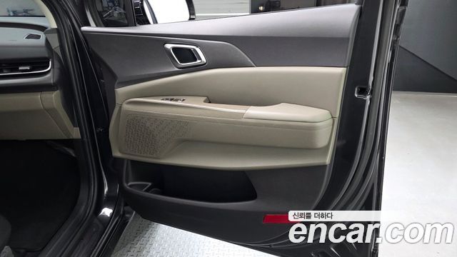 Kia Canival 2024 — photo 14