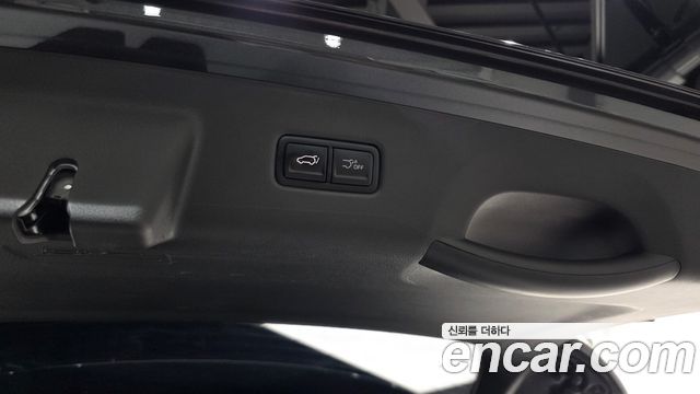 Kia Canival 2024 — photo 33