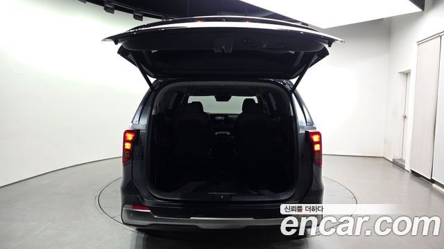 Kia Canival 2024 — photo 34