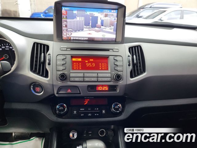 Kia Sportage 2015 — photo 16