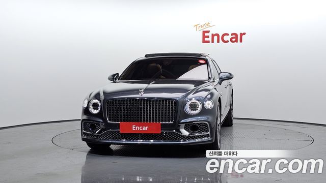 Bentley Flying Spur 2021 — photo 3
