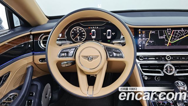 Bentley Flying Spur 2021 — photo 13