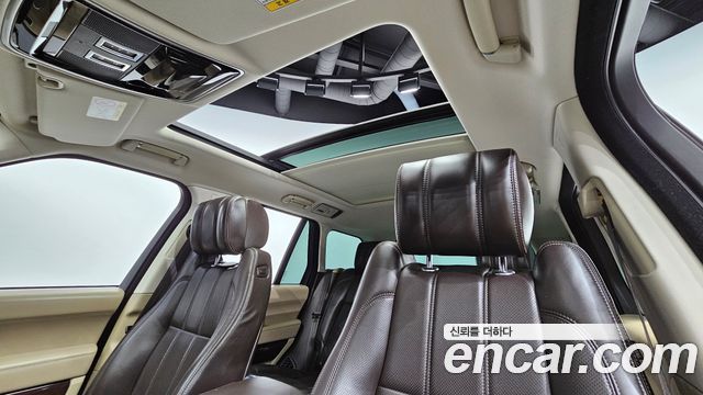 Land Rover Range Rover 2017 — photo 12
