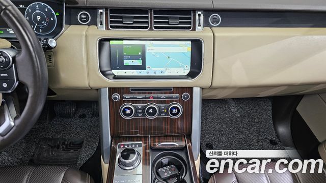 Land Rover Range Rover 2017 — photo 15