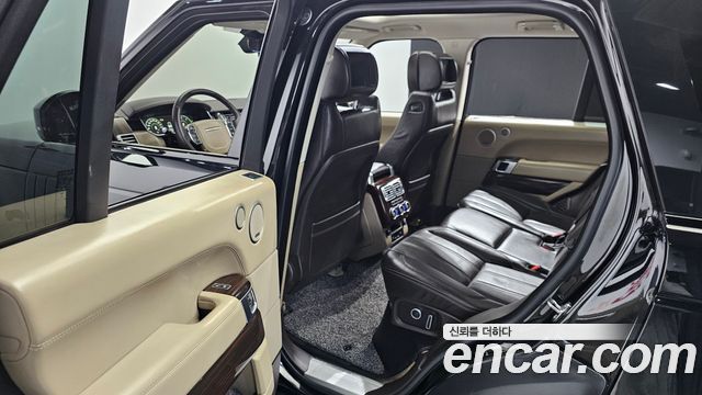 Land Rover Range Rover 2017 — photo 17