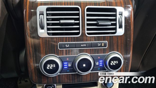 Land Rover Range Rover 2017 — photo 18