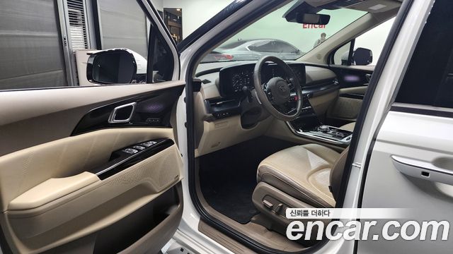 Kia Canival 2021 — photo 10