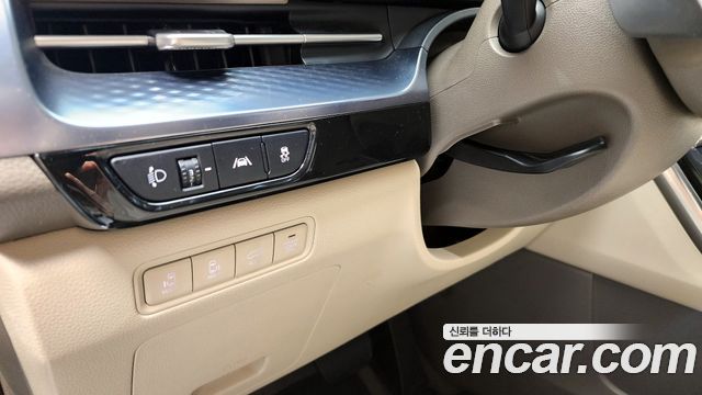 Kia Canival 2021 — photo 15