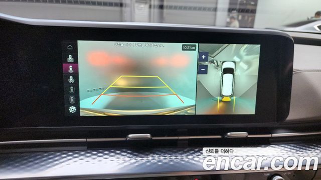Kia Canival 2021 — photo 16
