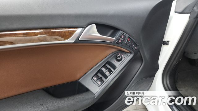 Audi A5 2011 — photo 16