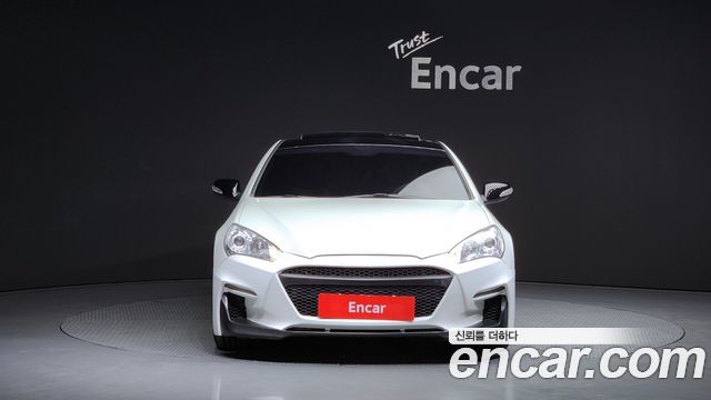 Hyundai Genesis 2010 — photo 3
