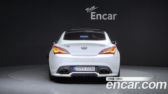 Hyundai Genesis 2010 — photo 4