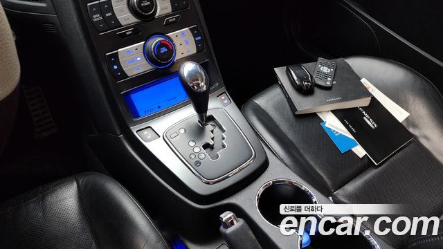 Hyundai Genesis 2010 — photo 9