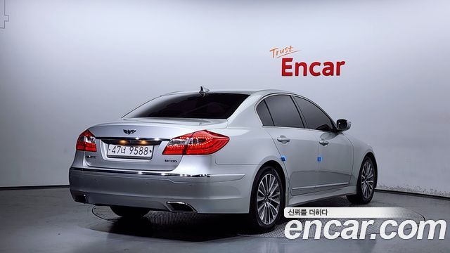 Hyundai Genesis 2013 — photo 2