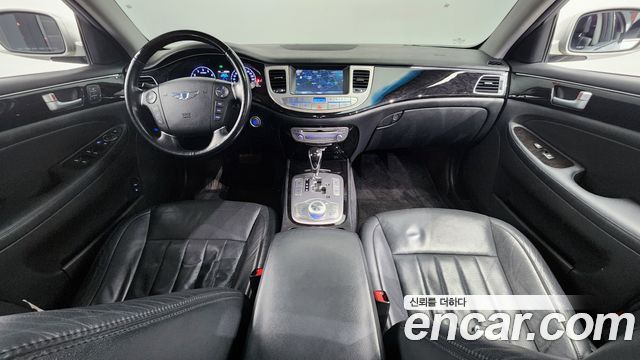 Hyundai Genesis 2013 — photo 7