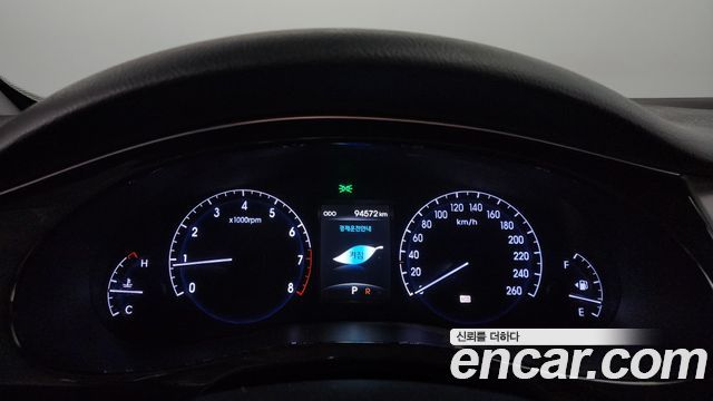 Hyundai Genesis 2013 — photo 8