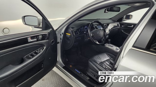 Hyundai Genesis 2013 — photo 10