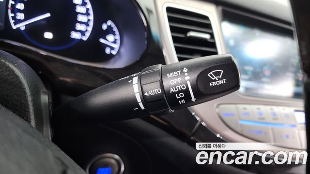 Hyundai Genesis 2013 — photo 15