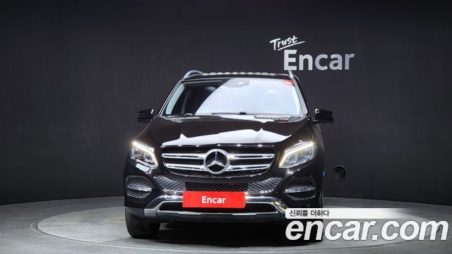 Mercedes-Benz GLE-Class 2016 — photo 3