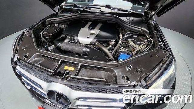Mercedes-Benz GLE-Class 2016 — photo 6