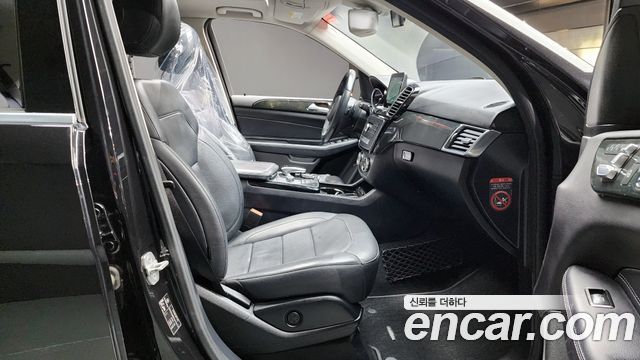 Mercedes-Benz GLE-Class 2016 — photo 10